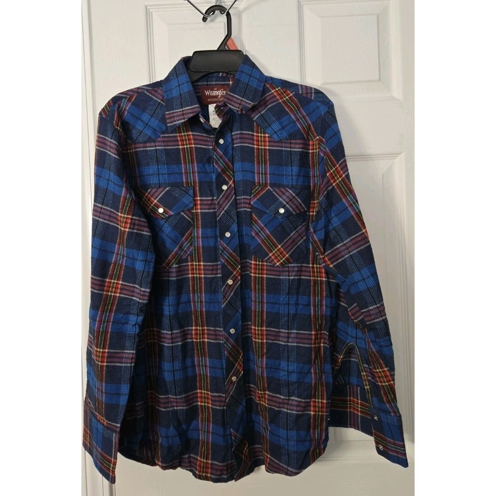 Wrangler Mens Fannel Snap Shirt Size Medium 2 Front Pockets